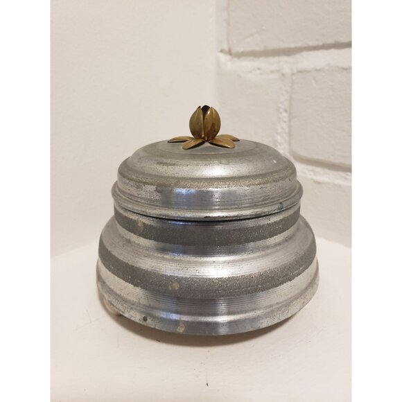 Musical Bell Powder Puff Box Vintage Metal Music Maker Vanity Decor - Picture 6 of 10